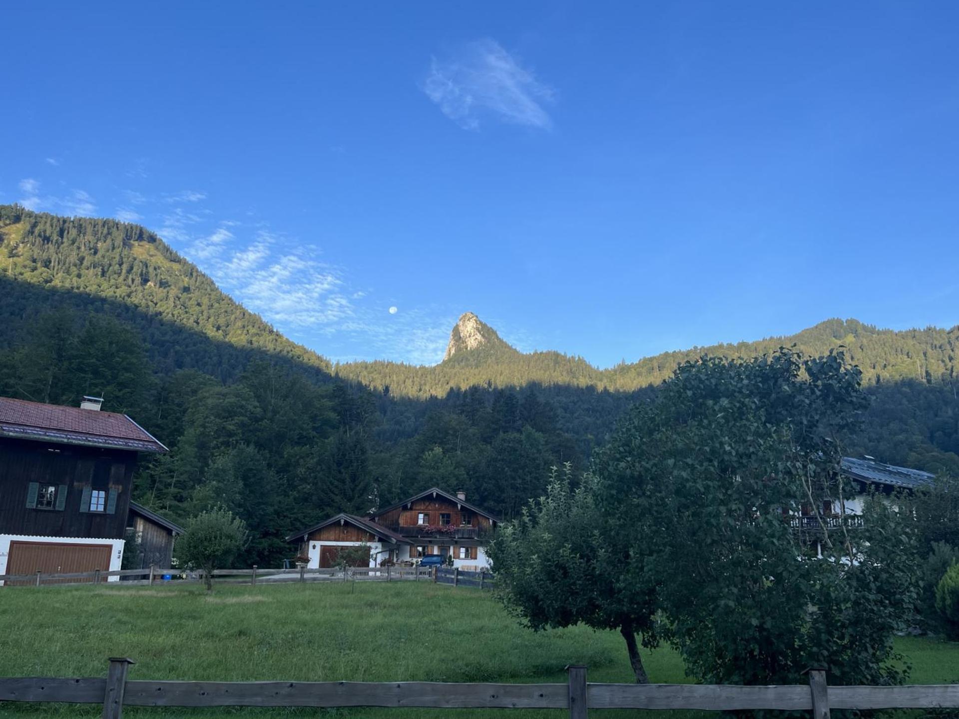 Gaestehaus Zum Thoma คร็อยท์ ภายนอก รูปภาพ